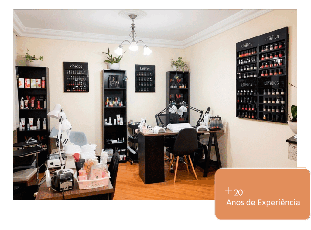 Nossa equipe altamente qualificada utiliza apenas produtos de alta qualidade e técnicas avançadas para garantir que suas unhas fiquem saudáveis, bonitas e bem cuidadas.